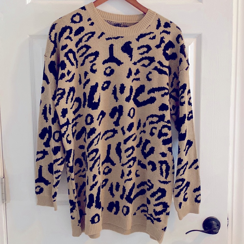 Size small cheetah sweater